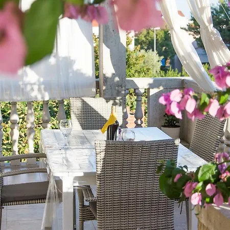 Klara Apartman Biograd Na Moru