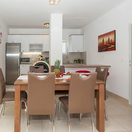 Apartman Klara Biograd Na Moru