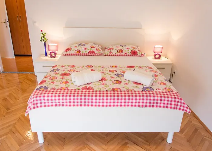 Klara Apartmán *