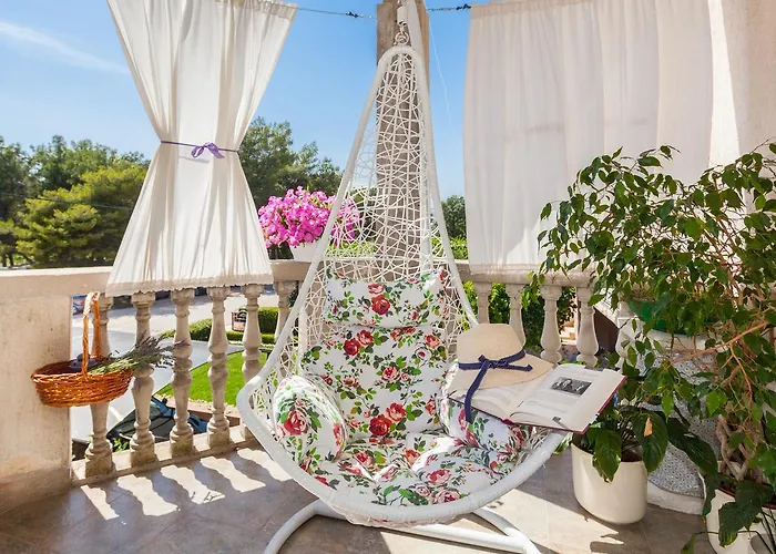 Klara Apartmán Biograd Na Moru