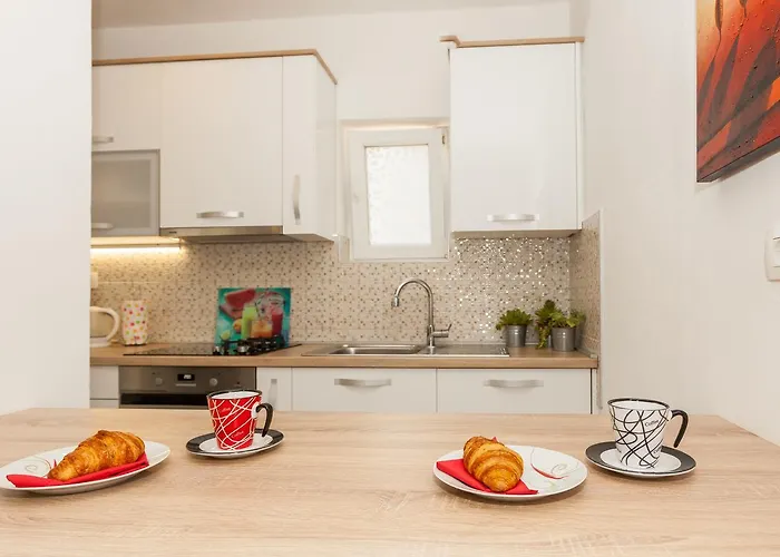 Klara * Biograd Na Moru